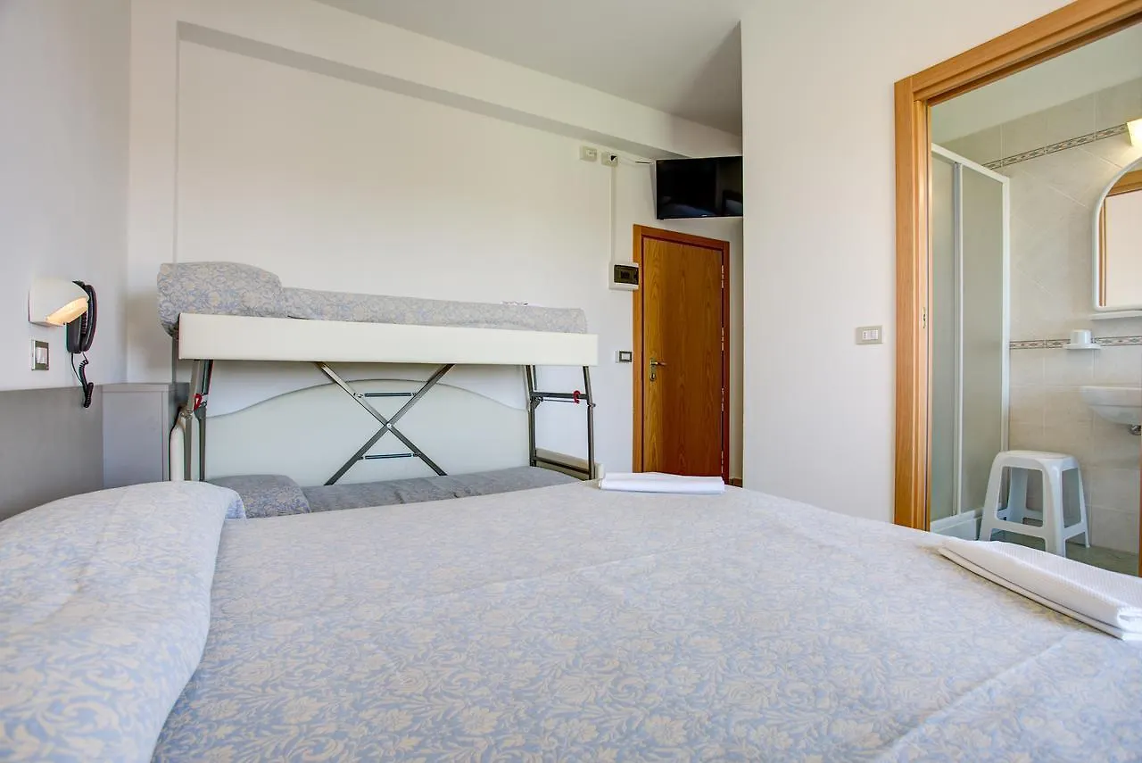 Hotel Amedea 체르비아